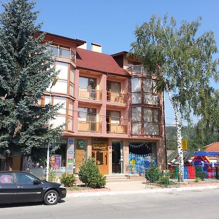 Къща за гости Лондон Hotel Велинград Стая снимка